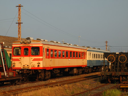 ひたちなか海浜鉄道キハ2000 湊線那珂湊駅01