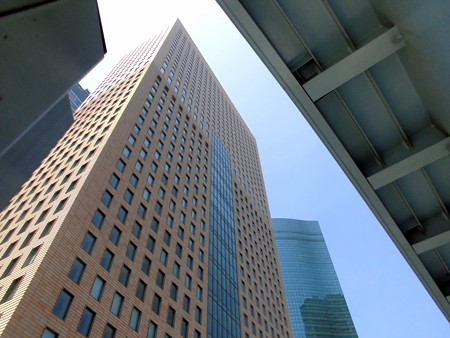 Metropolis_新橋-06