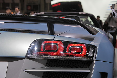09_R8