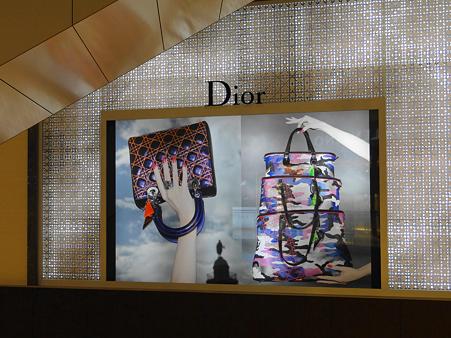 DiorのPRコーナーの壁写真