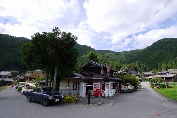 村の商店
