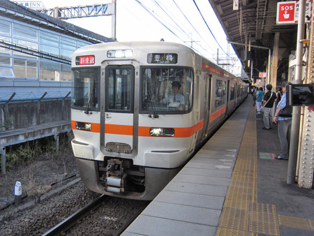 313系