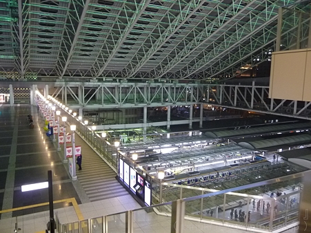 120305-大阪駅 (10)