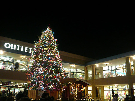 2011 グランベリーモール クリスマスツリー