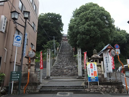 伊佐爾波神社01