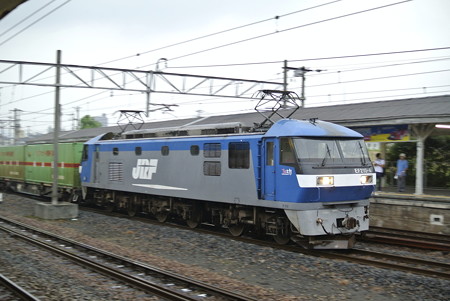 向洋駅にて