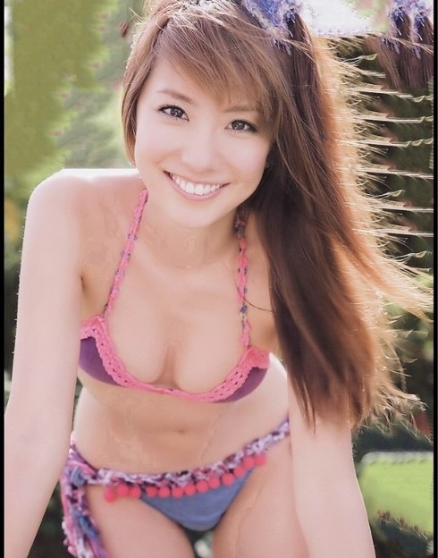 山本梓