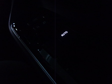 トヨタＡＱＵＡ　愛知県　ＬＥＤ打ち替え　パワーウインドウスイッチ