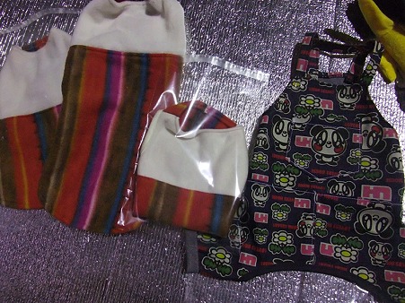 手作りのフリーズ服3点